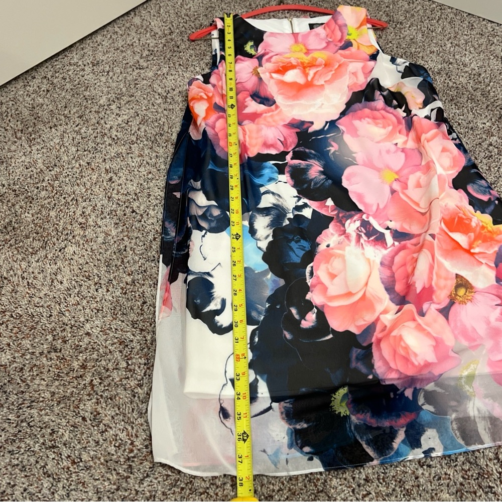Vince Camuto Elegant floral print Dress - Picture 7 of 10